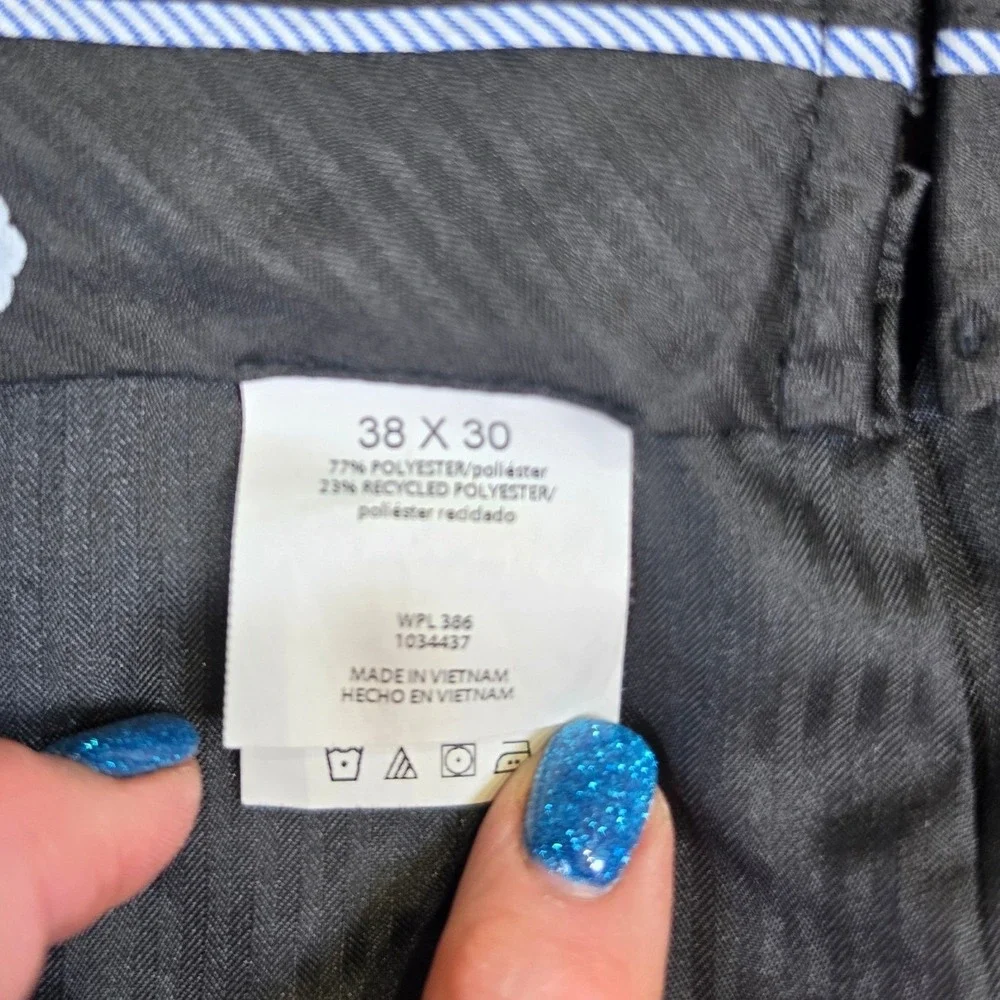 Haggar Classic Fit Eclo Stria Grey Dress Pants Mens 38x30 Flat Front Trousers